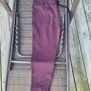 Zyia. Purple. Unwind joggers. BNWT. Size L
